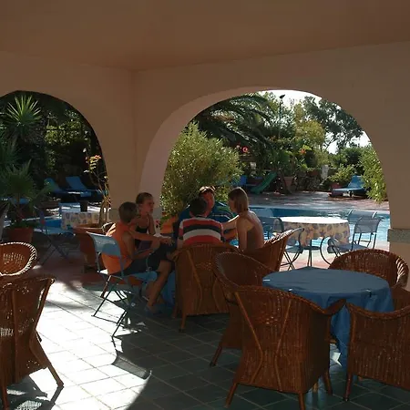 Apart-hotel Fenicia 2*